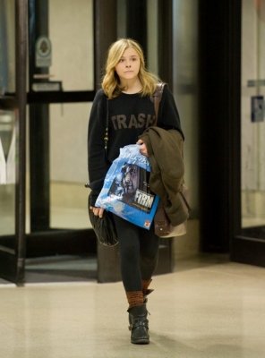 Click to view full size image
==============
chloemoretzfancom06.jpg chloemoretzfancom06.jpg