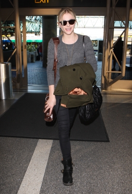 Click to view full size image
==============
chloemoretzfancom45.jpg chloemoretzfancom45.jpg
