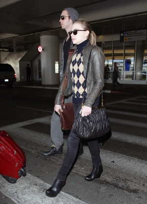 Click to view full size image
==============
chloemoretzfancom30.jpg chloemoretzfancom30.jpg
