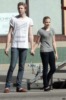 Click to view full size image
==============
chloemoretzfancom16.jpg chloemoretzfancom16.jpg