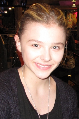 Click to view full size image
==============
chloemoretzfancom11.jpg chloemoretzfancom11.jpg