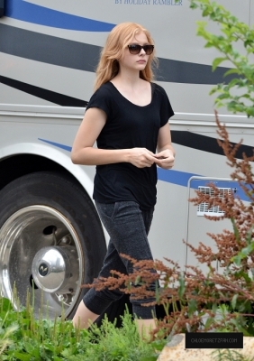 Click to view full size image
==============
chloemoretzfancom06.jpg chloemoretzfancom06.jpg