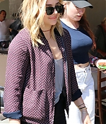 1459817140059_Chlo_Moretz_at__II__Pastaio_restaurant_038.jpg