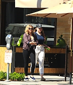 1459826178783_chloe_moretz_at_il_pastaio_restaurant_44.jpg
