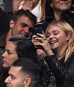 1461019038115_20160416_chloe_moretz_at_lak_vs_sharks_nhl_game_5.jpg