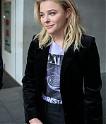 1461622251379_chloe_moretz_London_radio_interview_arrivals_95.jpg