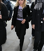 1461622583505_chloe_moretz_London_radio_interview_arrivals_119.jpg