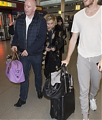 1461773261236_20160427_chloe_moretz_departing_berlin_tegel_airport_in_germany_6.jpg