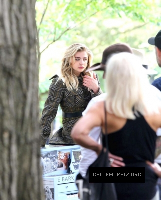 Click to view full size image
==============
Chloe-Moretz--Photoshoot-in-New-York-City--09-662x822.jpg Chloe-Moretz--Photoshoot-in-New-York-City--09-662x822.jpg