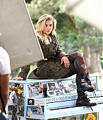 Chloe-Moretz--Photoshoot-in-New-York-City--27-662x827.jpg