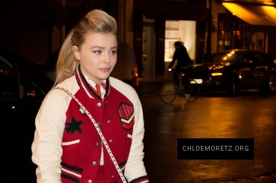 Click to view full size image
==============
1457000133314_chloe_moretz_at_coach_prom_party_in_paris_21.jpg 1457000133314_chloe_moretz_at_coach_prom_party_in_paris_21.jpg