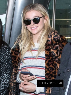 1457030158506_chloe_moretz_incheon_airport_001.jpg