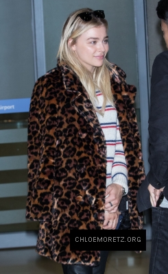 Click to view full size image
==============
1457030230182_chloe_moretz_incheon_airport_005.jpg 1457030230182_chloe_moretz_incheon_airport_005.jpg