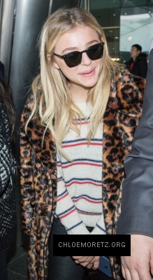1457030463490_chloe_moretz_incheon_airport_019.jpg