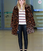 1457024362031_chloe_moretz_arriving_at_incheon_airport_south_korea_tagged_6.jpg