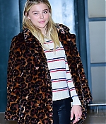 1457024388379_chloe_moretz_arriving_at_incheon_airport_south_korea_tagged_12.jpg