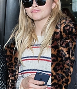 1457030518092_chloe_moretz_incheon_airport_024.jpg