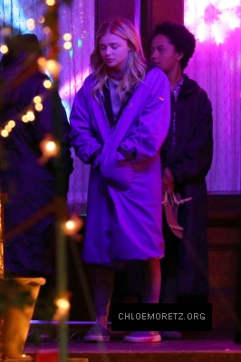 Click to view full size image
==============
Chloe-Moretz--Filming-a-party-scene-on-set-of-Neighbors-2--10-662x993.jpg Chloe-Moretz--Filming-a-party-scene-on-set-of-Neighbors-2--10-662x993.jpg