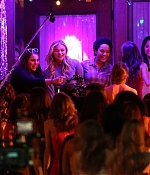 Chloe-Moretz--Filming-a-party-scene-on-set-of-Neighbors-2--25-662x441.jpg