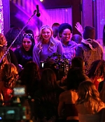 Chloe-Moretz--Filming-a-party-scene-on-set-of-Neighbors-2--29-662x441.jpg