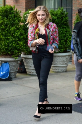 Click to view full size image
==============
Chloe-Moretz-in-Black-Jeans-Leaving-her-hotel--01-662x995.jpg Chloe-Moretz-in-Black-Jeans-Leaving-her-hotel--01-662x995.jpg