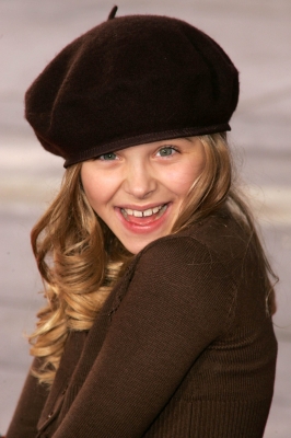 Click to view full size image
==============
chloemoretzfancom039.jpg chloemoretzfancom039.jpg