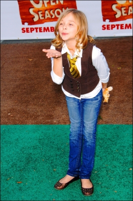 Click to view full size image
==============
chloemoretzfancom026.jpg chloemoretzfancom026.jpg