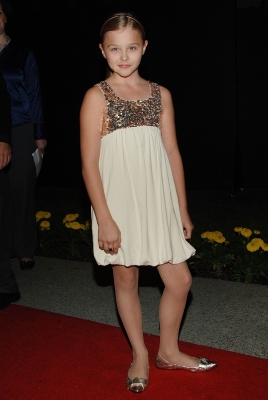 Click to view full size image
==============
chloemoretzfancom018.jpg chloemoretzfancom018.jpg