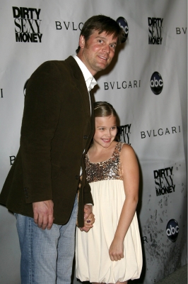 chloemoretzfancom024.jpg