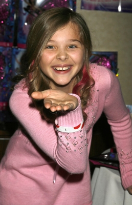 Click to view full size image
==============
chloemoretzfancom003.jpg chloemoretzfancom003.jpg