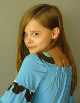 Click to view full size image
==============
chloemoretzfancom001.jpg chloemoretzfancom001.jpg