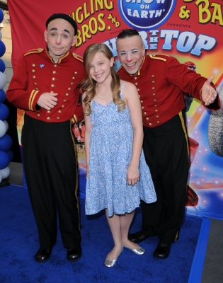 Click to view full size image
==============
chloemoretzfancom003.jpg chloemoretzfancom003.jpg