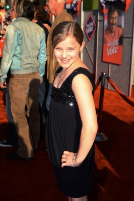 Click to view full size image
==============
chloemoretzfancom003.jpg chloemoretzfancom003.jpg