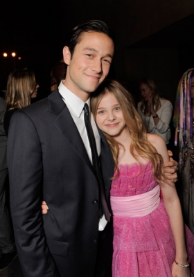 Click to view full size image
==============
chloemoretzfancom010.jpg chloemoretzfancom010.jpg