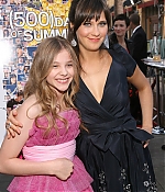Filename=chloemoretzfancom020.jpg
Filesize=122KiB
Dimensions=433x600
Date added=Oct 31, 2011 chloemoretzfancom020.jpg