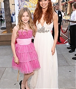 Filename=chloemoretzfancom021.jpg
Filesize=96KiB
Dimensions=394x600
Date added=Oct 31, 2011 chloemoretzfancom021.jpg