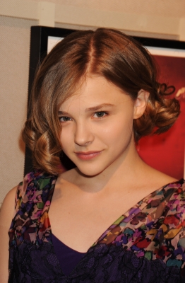 Click to view full size image
==============
chloemoretzfancom065.jpg chloemoretzfancom065.jpg