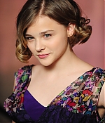 chloemoretzfancom058.jpg