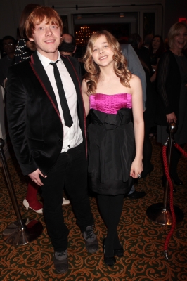 chloemoretzfancom011.jpg