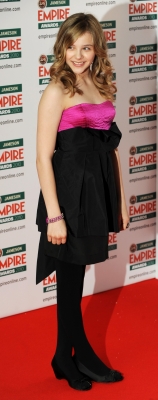 chloemoretzfancom034.jpg