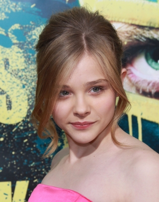 Click to view full size image
==============
chloemoretzfancom102.jpg chloemoretzfancom102.jpg