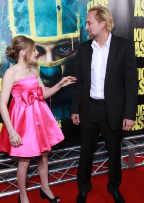 Click to view full size image
==============
chloemoretzfancom121.jpg chloemoretzfancom121.jpg