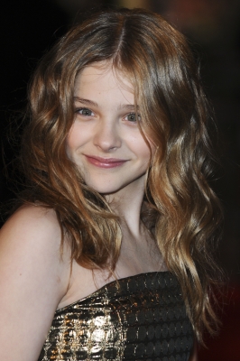 chloemoretzfancom063.jpg