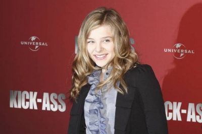 chloemoretzfancom038.jpg