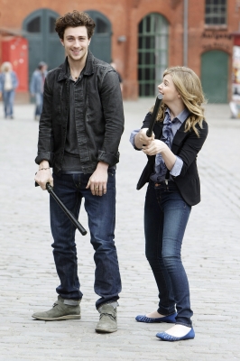 chloemoretzfancom087.jpg