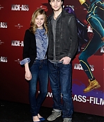 chloemoretzfancom008.jpg