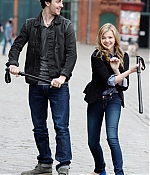 chloemoretzfancom017.jpg