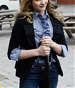 chloemoretzfancom032.jpg