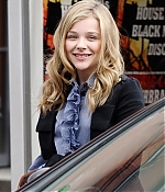 chloemoretzfancom036.jpg