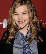 chloemoretzfancom048.jpg